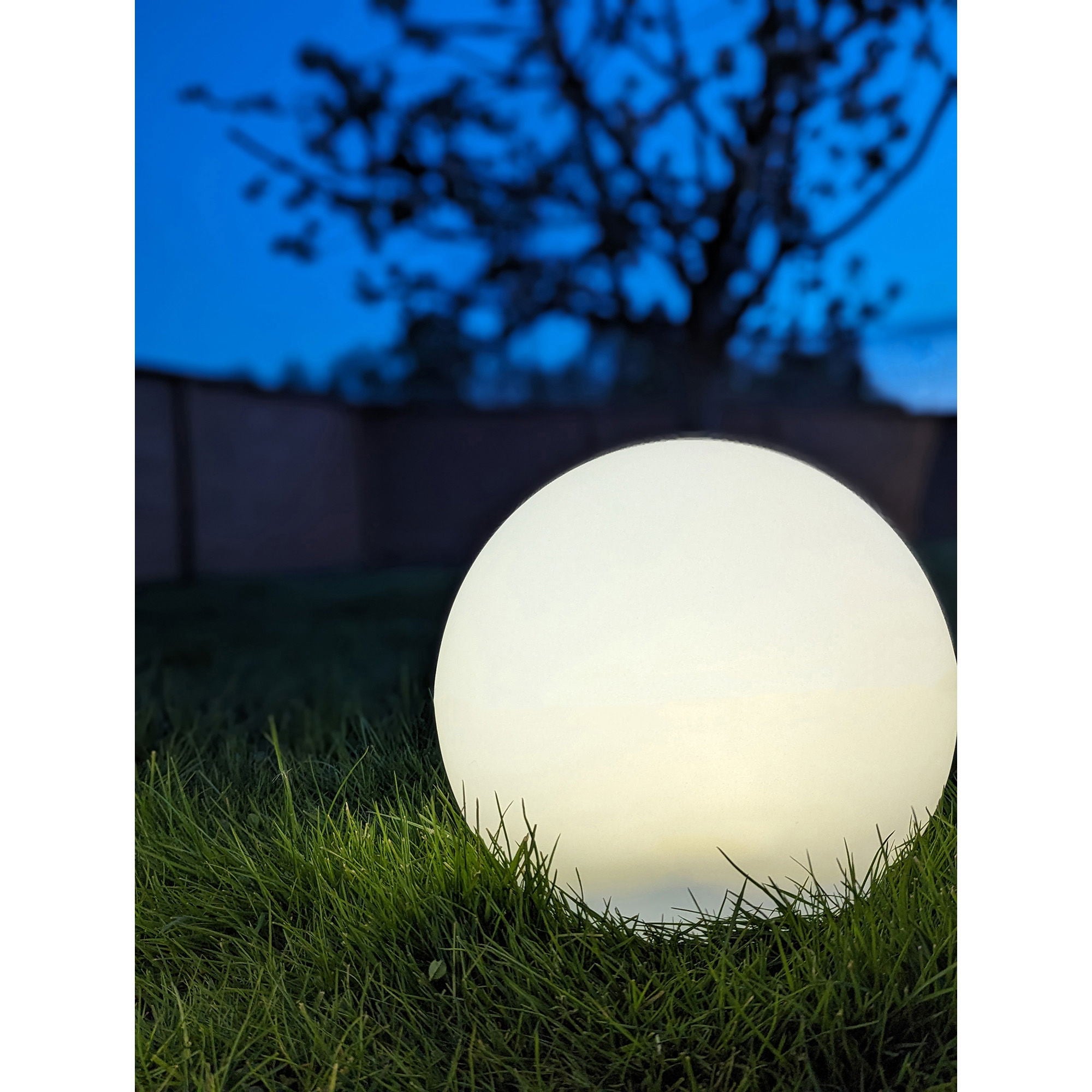 Lamp, white, integrated solar cell&lt;br&gt;Ø25 cm