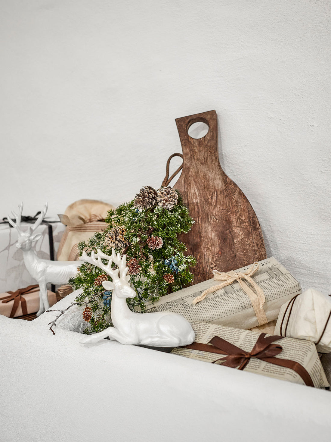 Bloomingville pranzer deco, white, polyresin