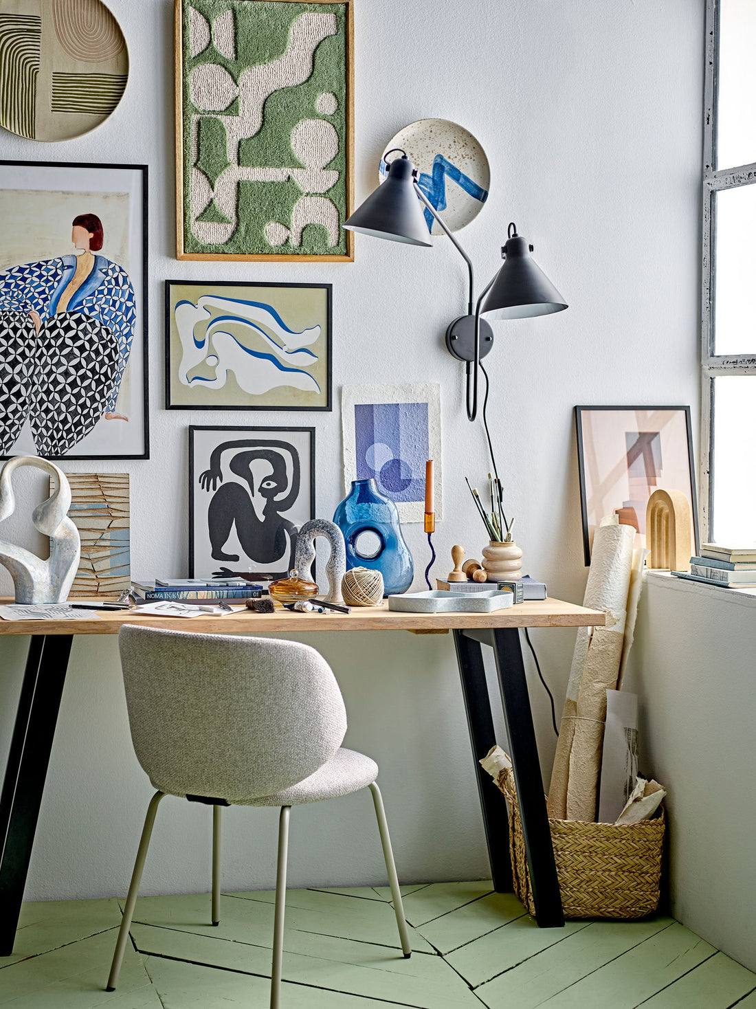 Bloomingville Vivianne Illustration with Frame, Black, Guy