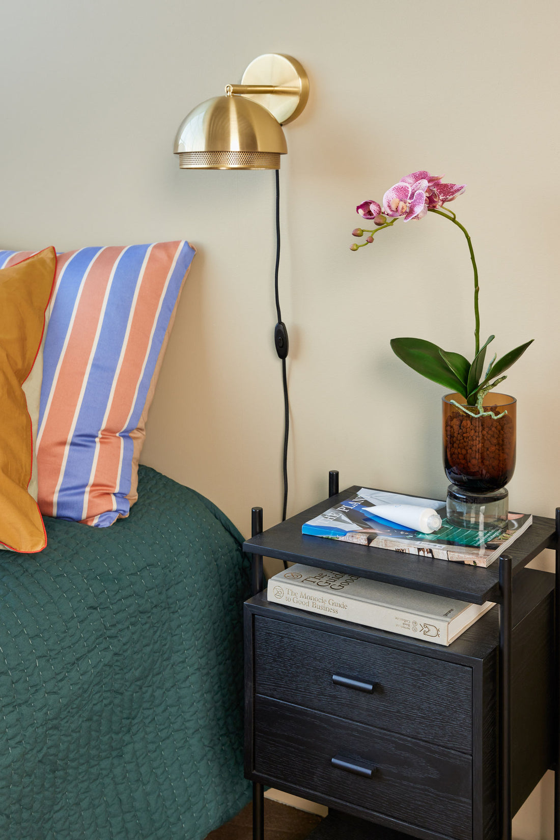 Valley table lamp brass color - Ø18XH50CM, E27/60W