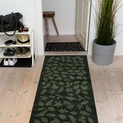 GULVMÅTTE 67 x 200 CM - LEAVES/DARK GREEN - Tica Copenhagen - DesignGaragen.dk