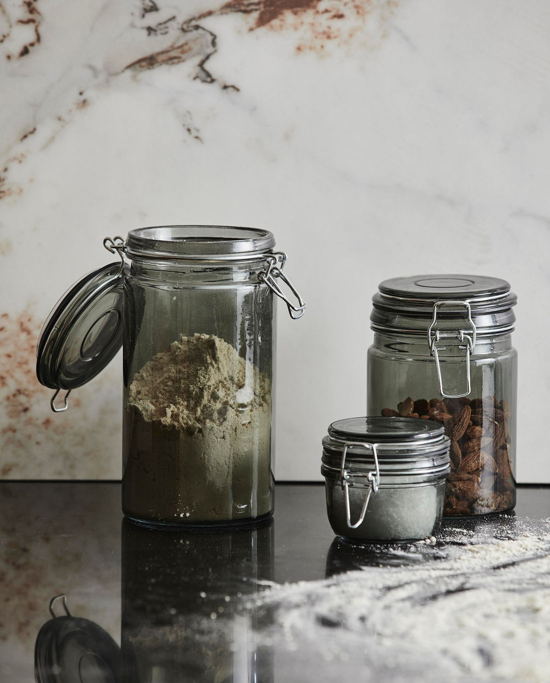 Pear Storage Glass with Patent Lid - 950 ml