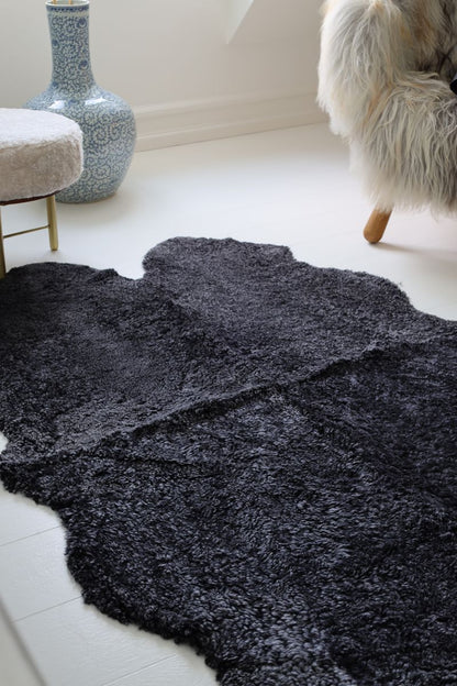 Curly hair lambskin 180x110 cm.