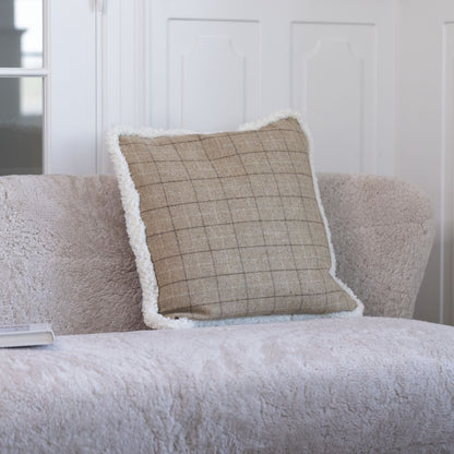 Checked Collection | Wool pillow | Short-haired | 52x52 cm