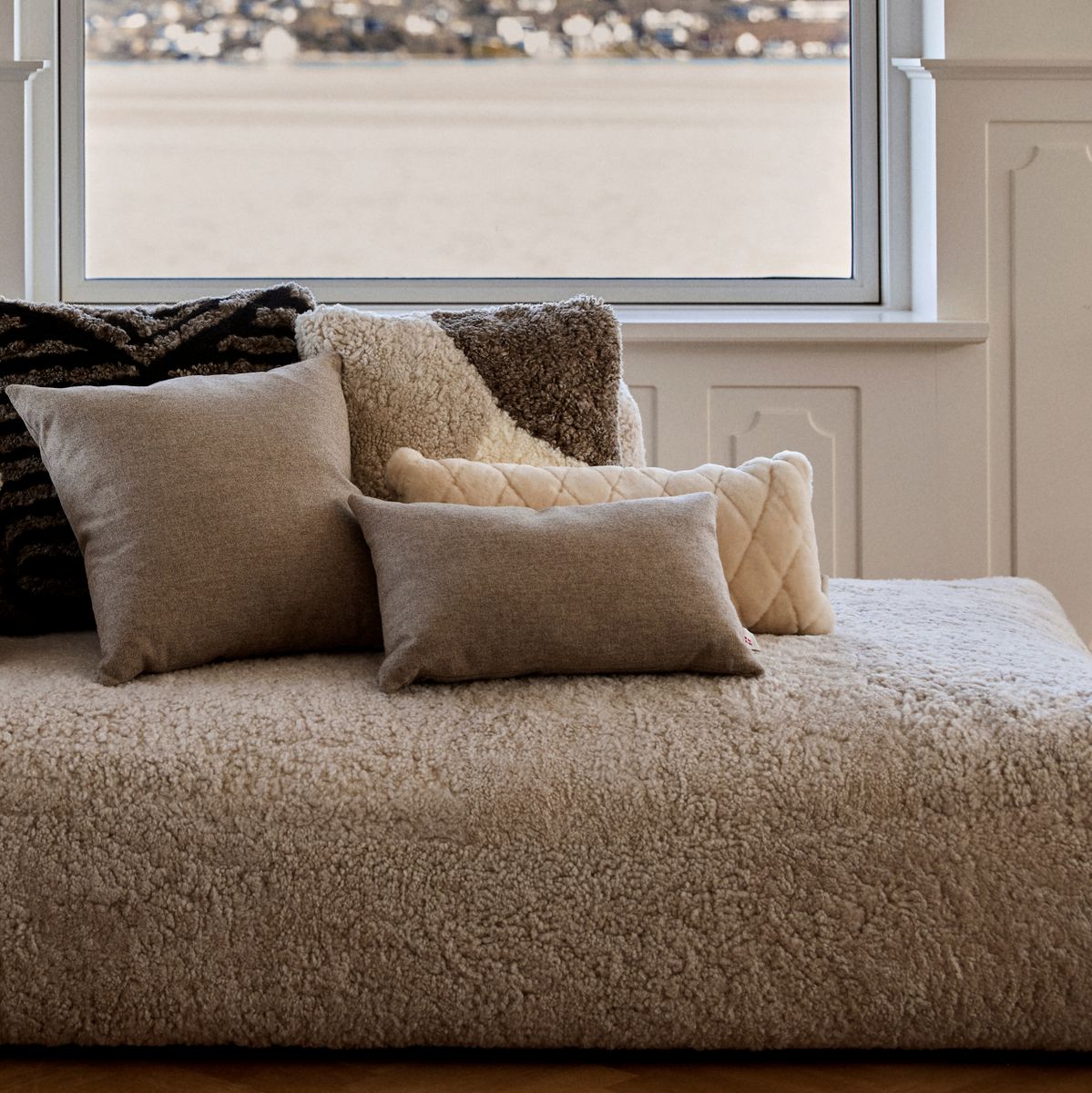 Classic Collection | Wool pillow | Double Sided | 52x52 cm | 34x52 cm