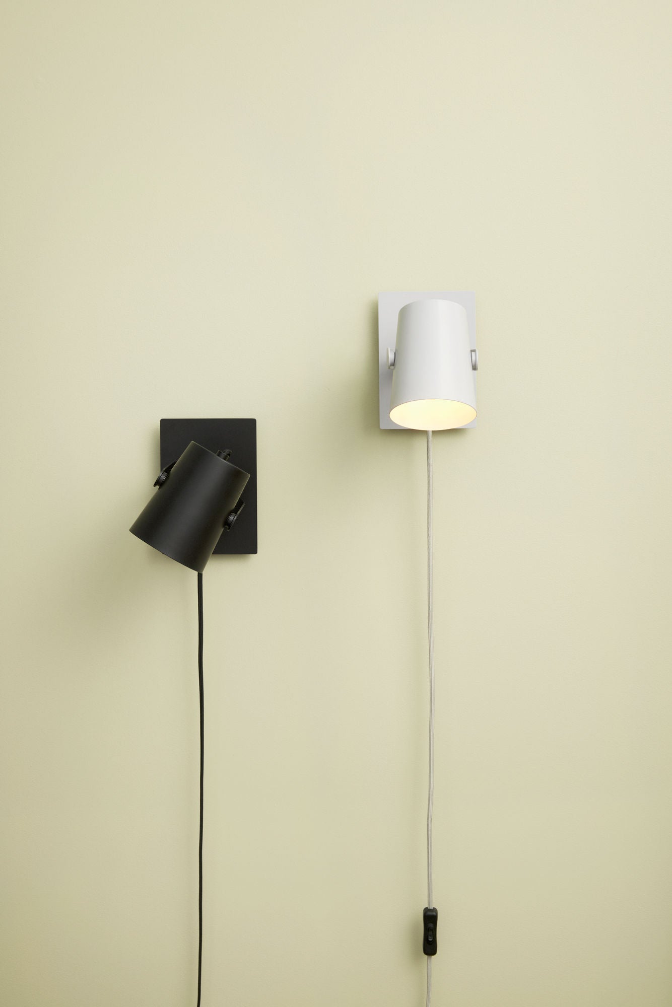 Hübsch Arent Wall lamp light gray