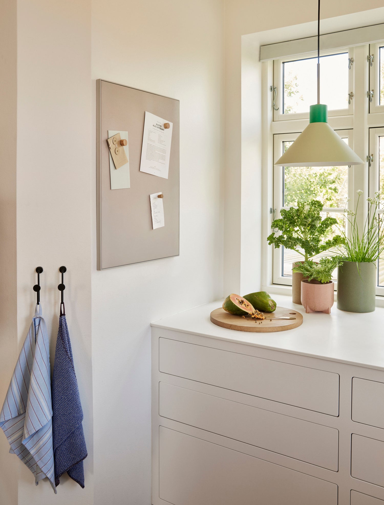 Swing Hook Black - 7x2.5xh13cm