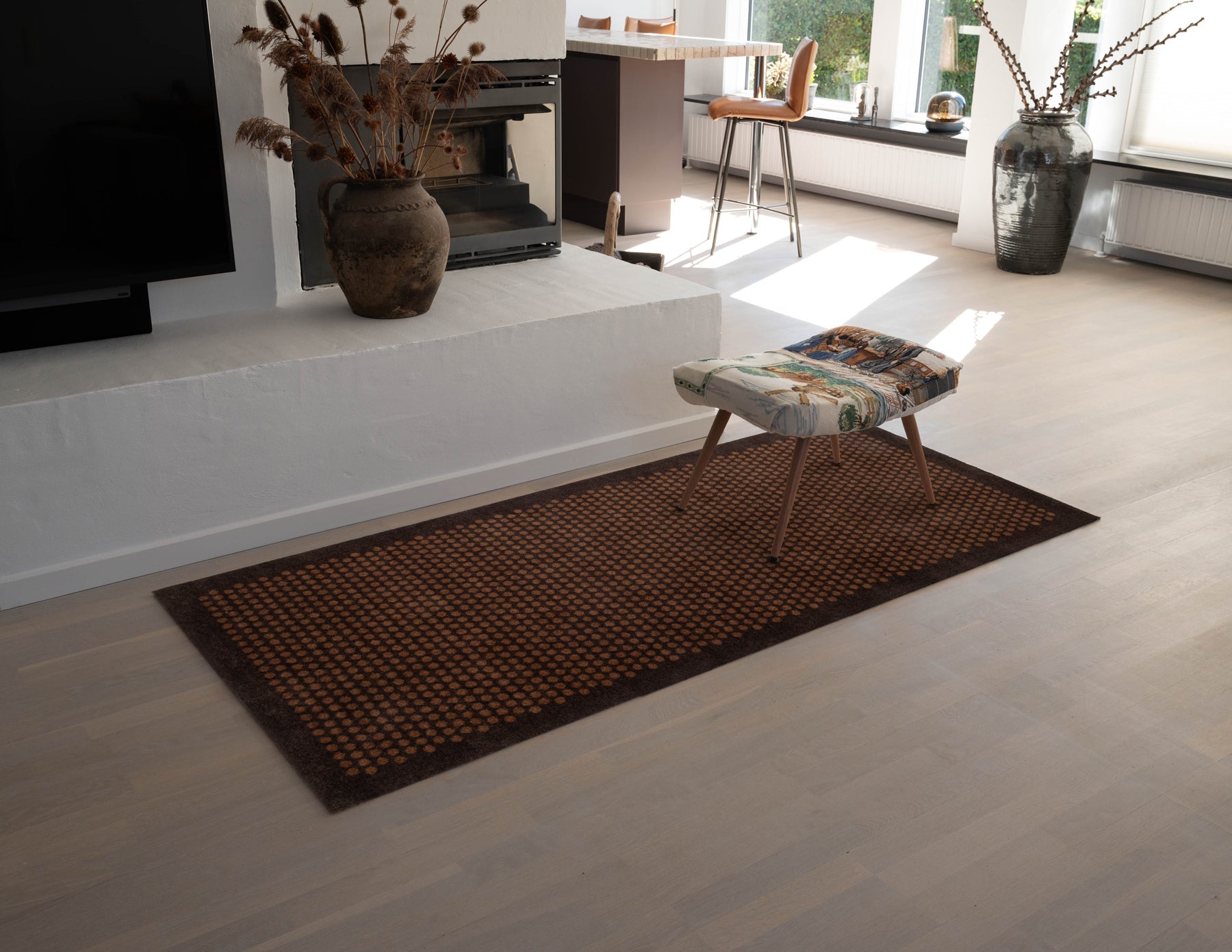 NYHED - TÆPPE/MÅTTE 90 x 200 CM - DOT/COGNAC-DARK BROWN - Tica Copenhagen - DesignGaragen.dk