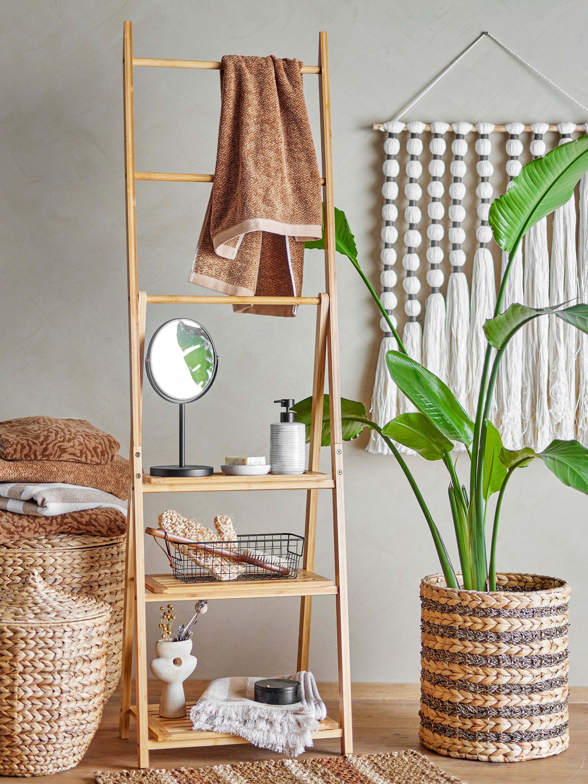 Mild table mirror, black, metal