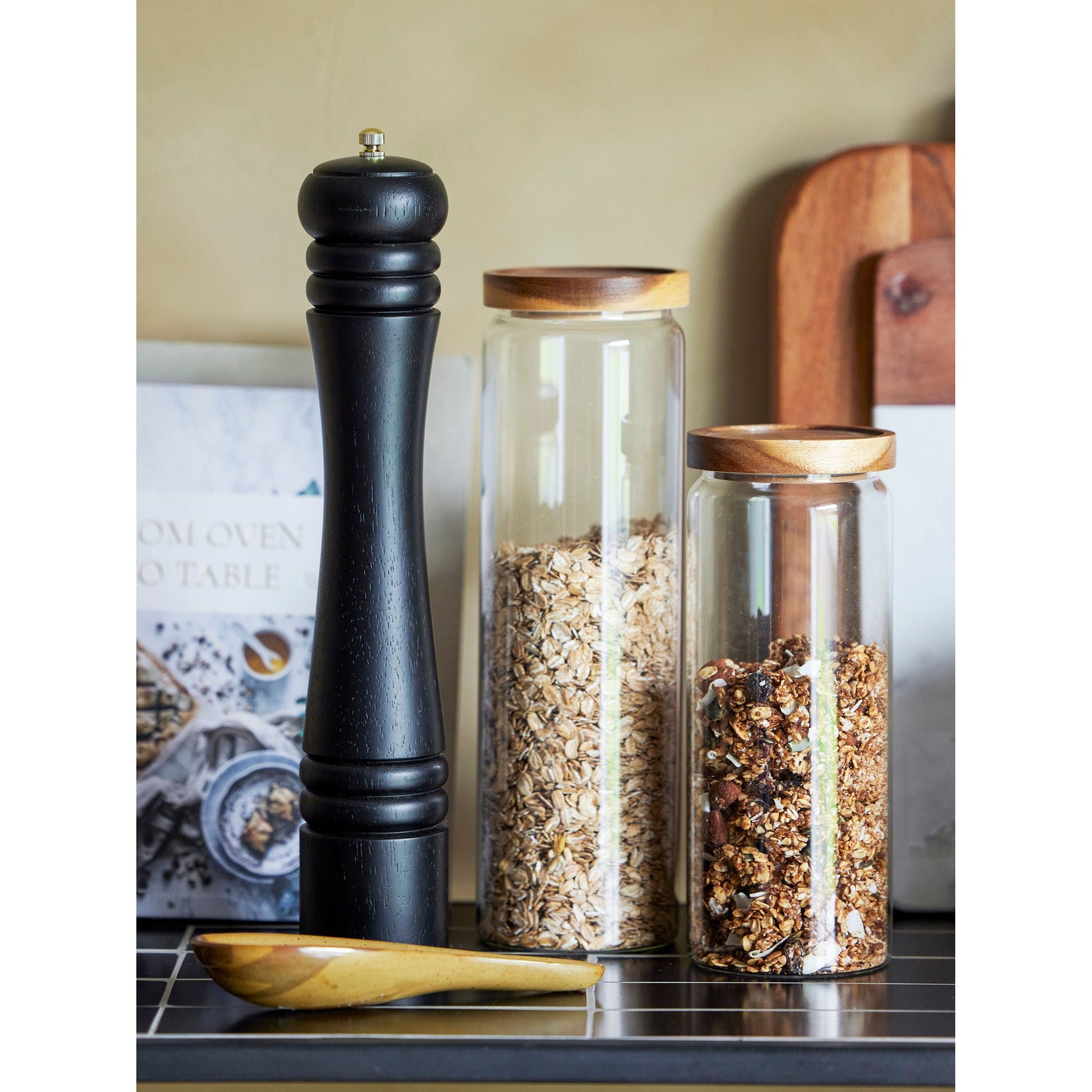 Bloomingville Aronas Pepper Mill, Sort, Gummitræ