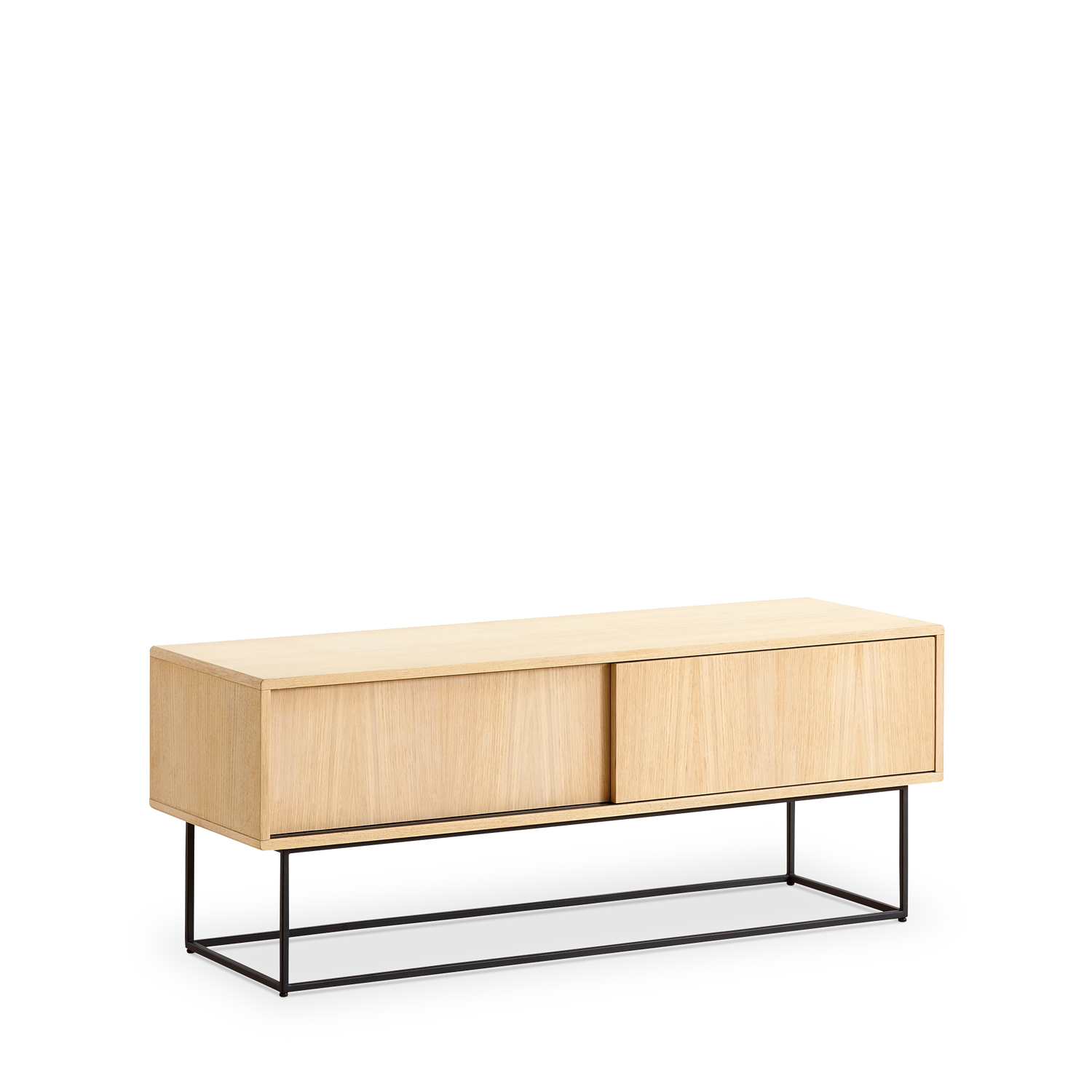 WOUD - Virka sideboard (Low) - Oak - WOUD - DesignGaragen.dk