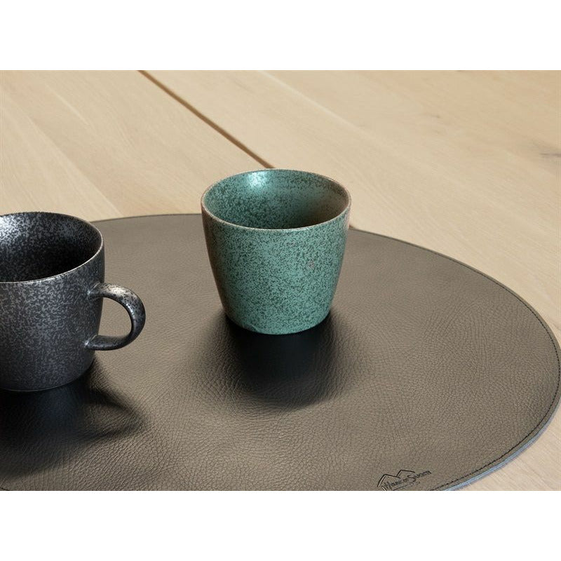 House of Sander Oval placemat // Black bonded leather