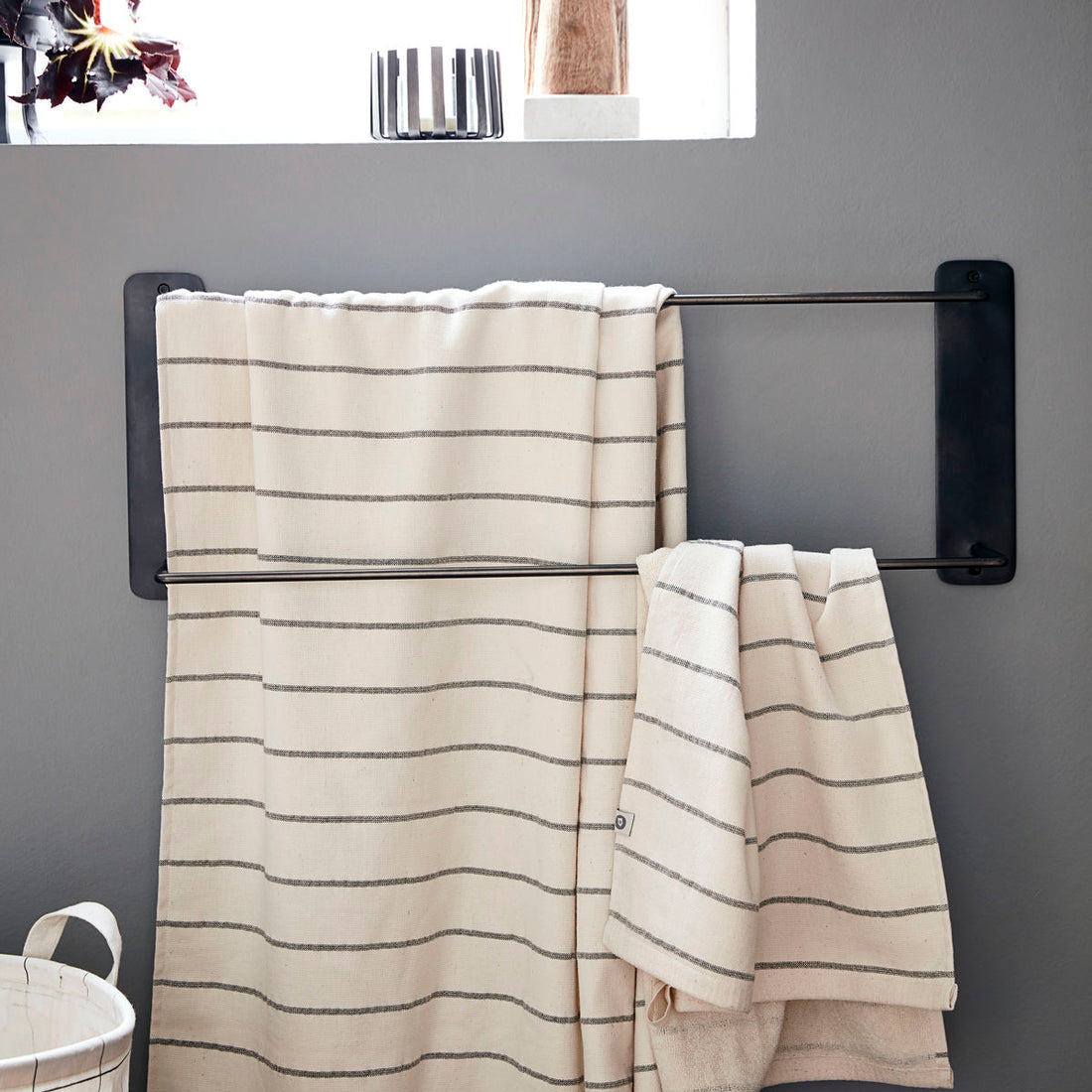 House Doctor towel Holder, Pati, Black Antique-L: 60 cm, W: 24 cm