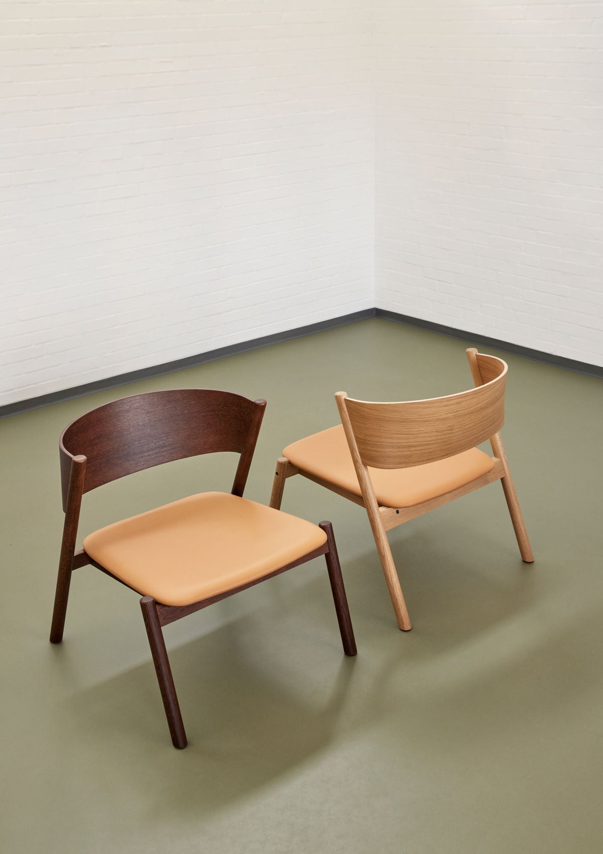 Hübsch oblique lounge chair seat dark brown