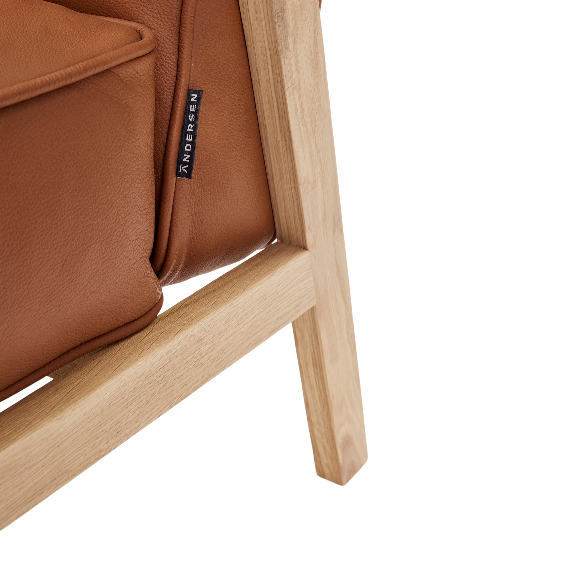 Andersen Furniture - LC1 Loungestol - Cognac læder/stel i eg - Andersen Furniture - DesignGaragen.dk