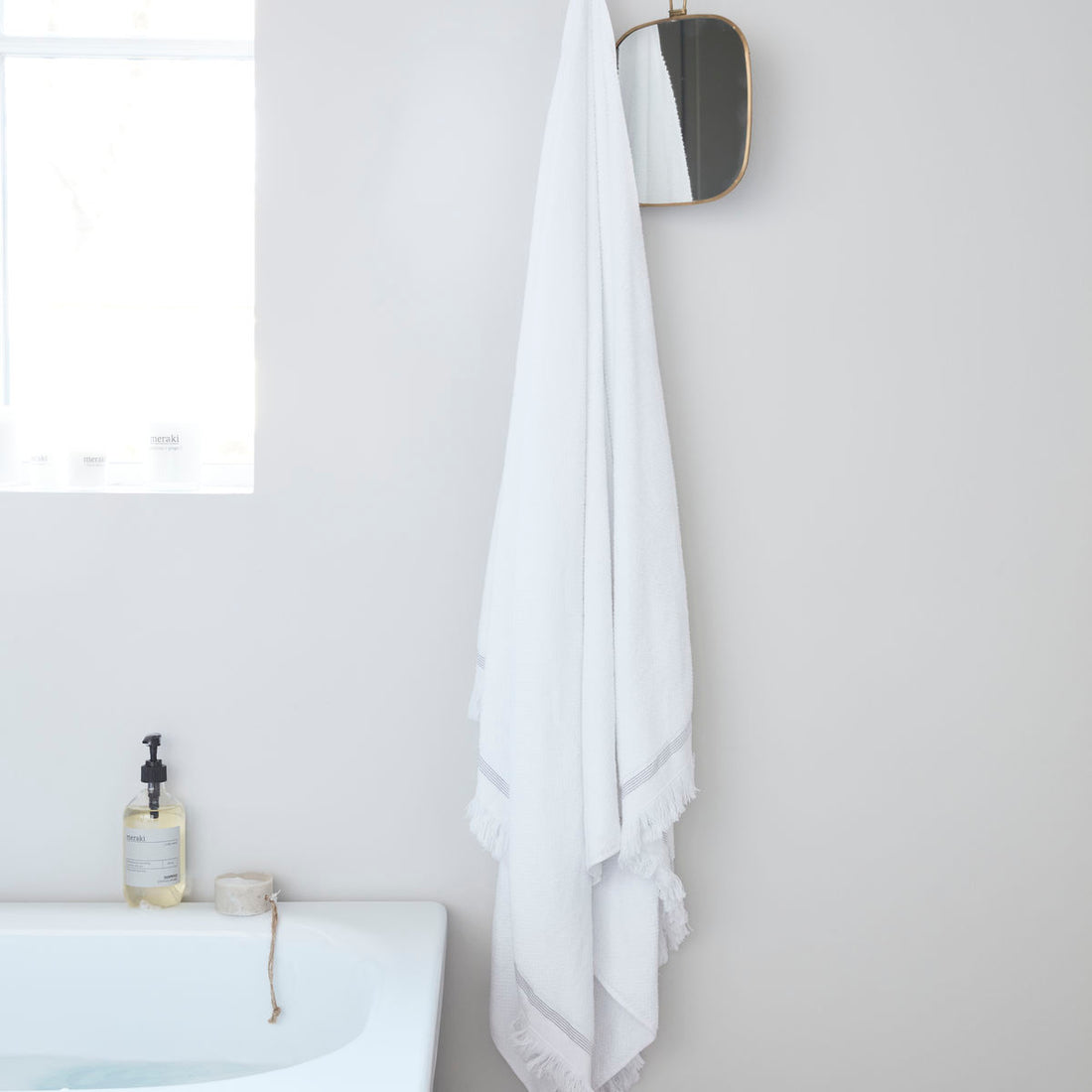 Meraki towel, 100x180 cm, white with gray stripes-l: 100 cm, W: 180 cm