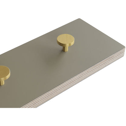 COLOR Knagerække i træ varm grå - 70 cm - MOUD HOME - DesignGaragen.dk