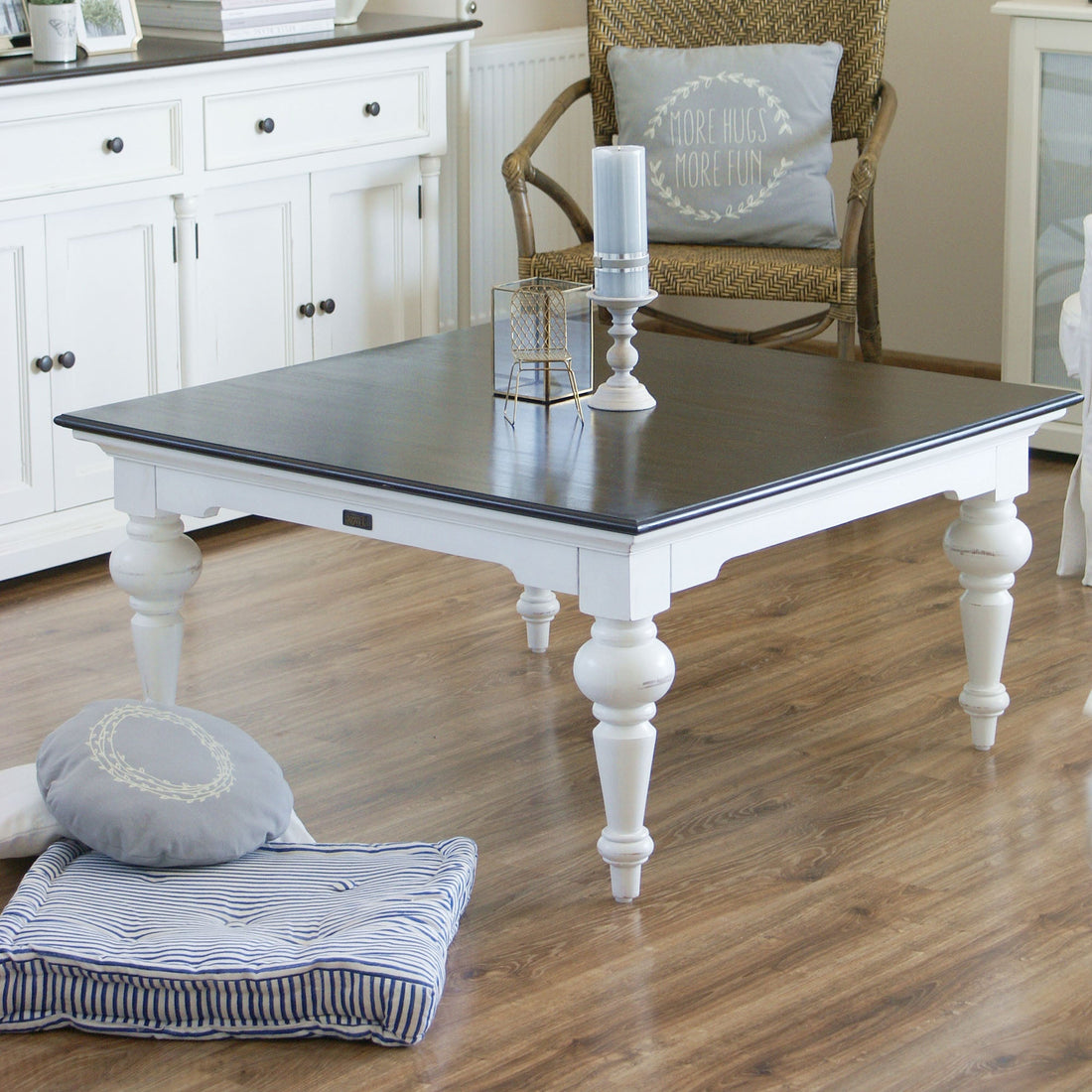 Provence accent coffee table