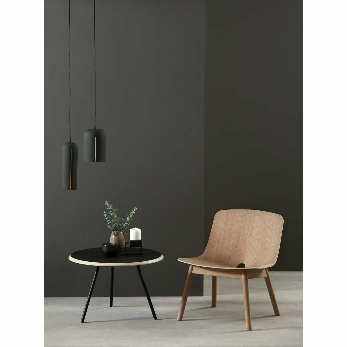 WOUD -  Soround coffee table - Black (Ø60xH44,50)