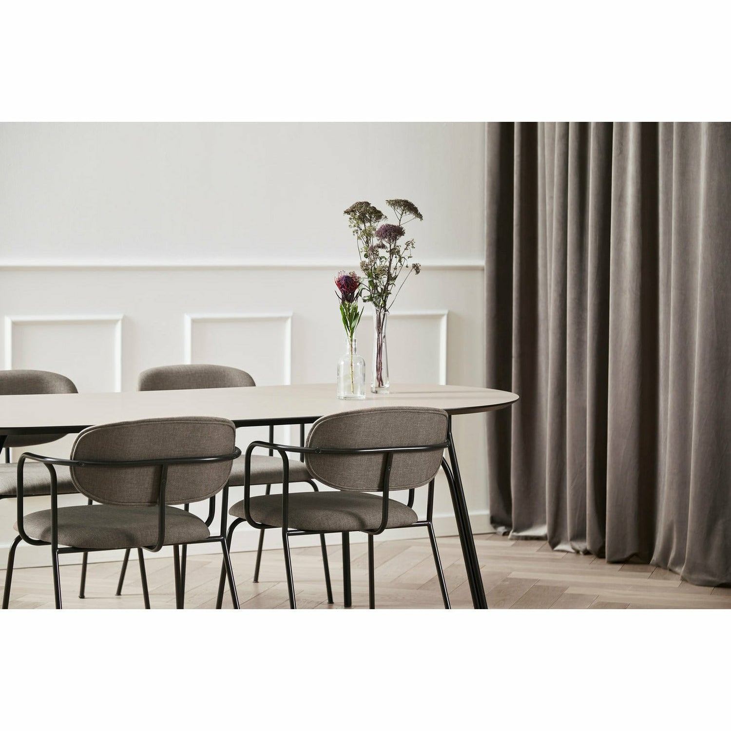 WOUD - Tree dining table (120 cm) - Beige/beige - WOUD - DesignGaragen.dk