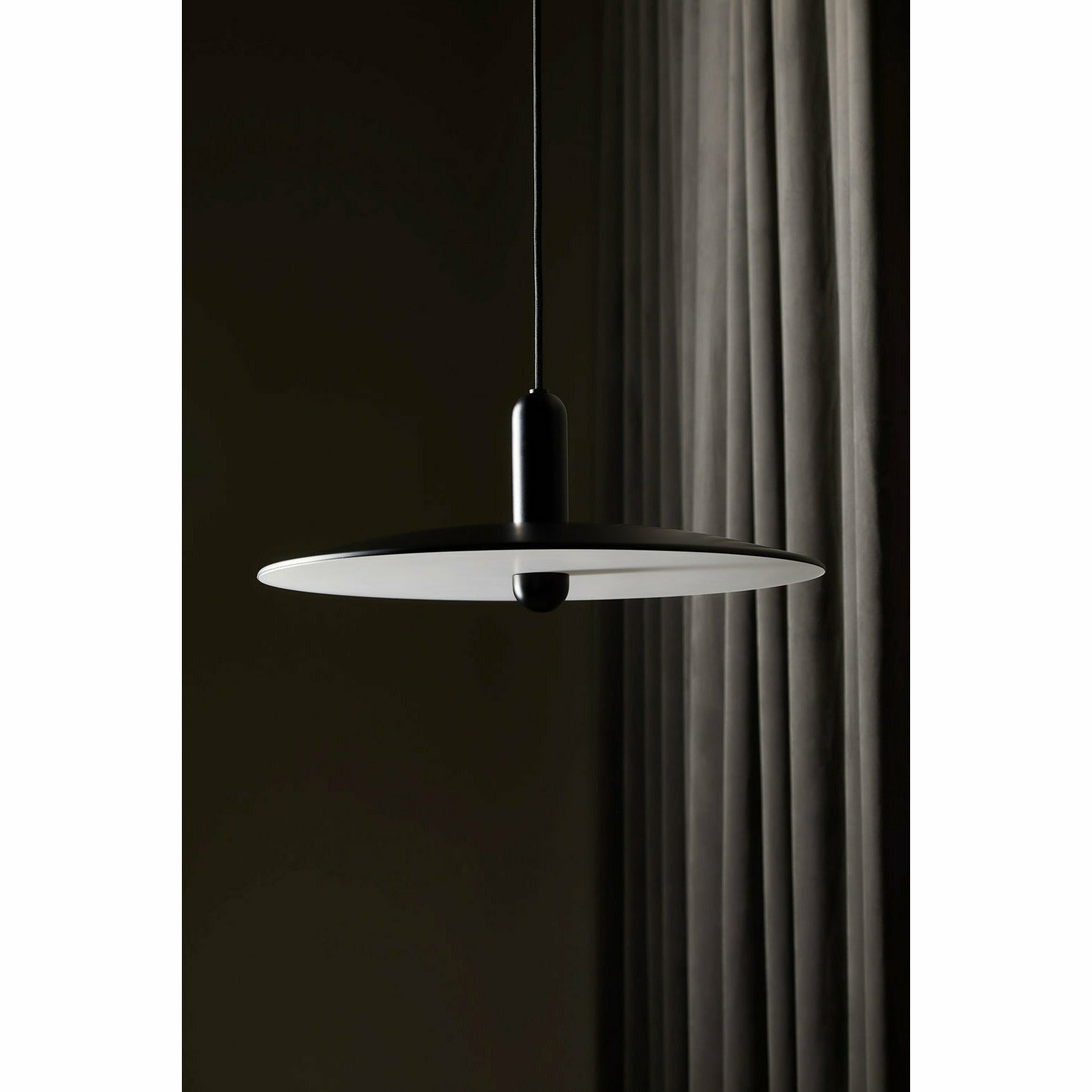 WOUD - LU pendant (Small) - Black - WOUD - DesignGaragen.dk