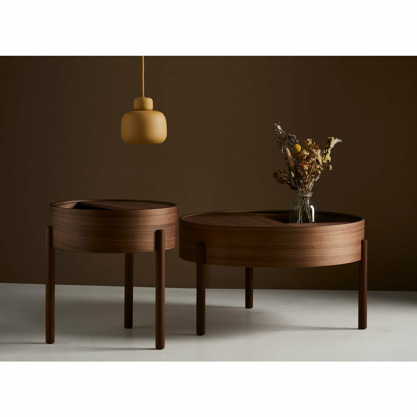 WOUD -  Arc coffee table (66 cm) - Walnut