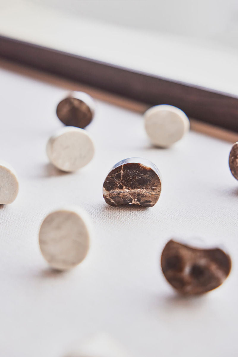 OYOY LIVING SAVI Marble Knake No. 1