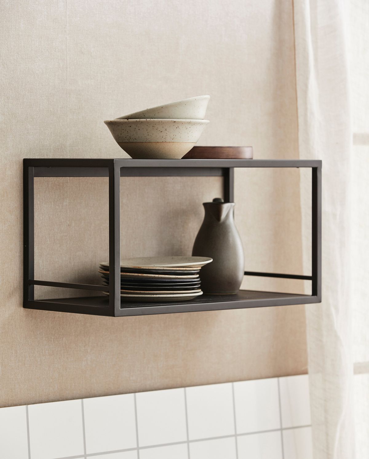 Flint shelf, 40 cm - black