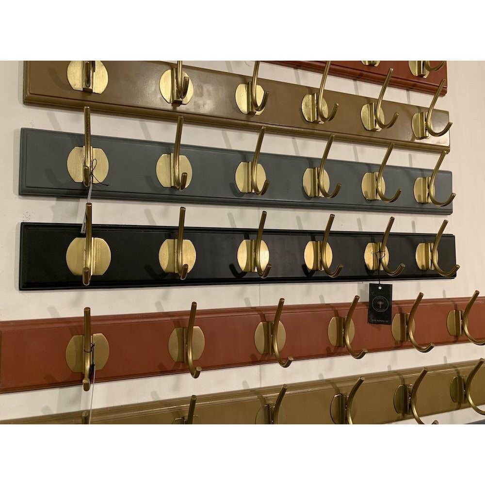 EDGY wooden coat rack with 6 brass coat hooks - 60 cm - camel