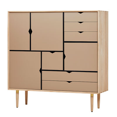 Andersen Furniture s3 opbevaringsmøbel i eg/sæbe med kashmir front - B130XD43XH132 CM - DesignGaragen.dk.